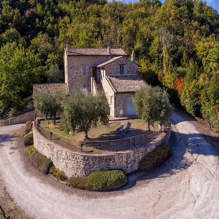 In A With Swimming Pool Appartement