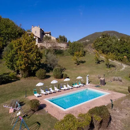 Apartment In A With Swimming Pool Assisi