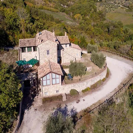 Apartment In A With Swimming Pool Assisi