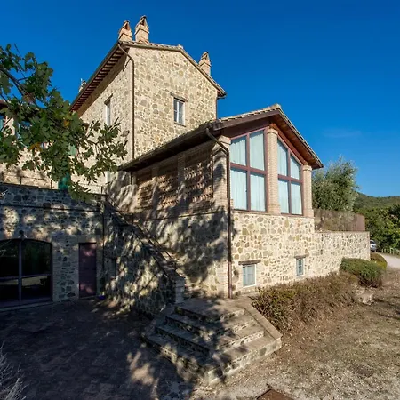 Appartement In A With Swimming Pool Assisi