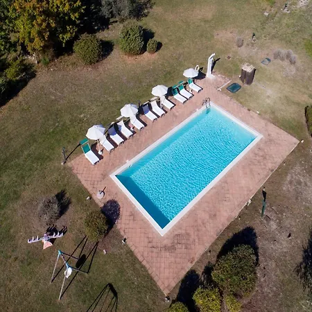 In A With Swimming Pool * アッシジ