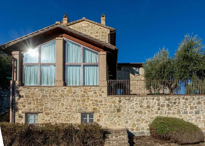 In A With Swimming Pool Apartment *