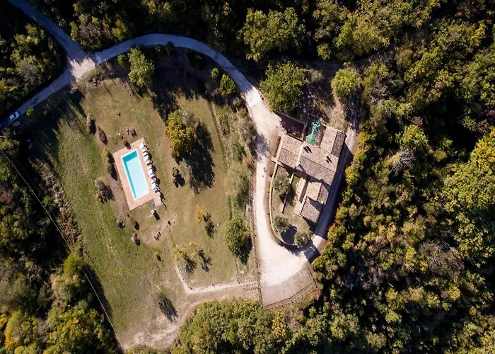 In A With Swimming Pool * Assisi