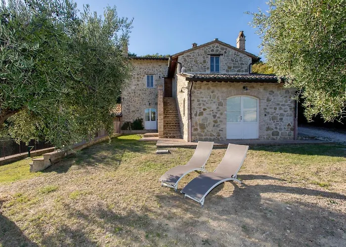 In A With Swimming Pool * Assisi